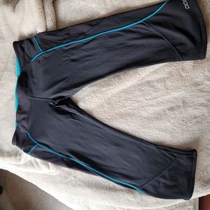 Lorna Jane 3/4 leggings EUC